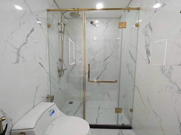 phòng tắm kính Phan Rang